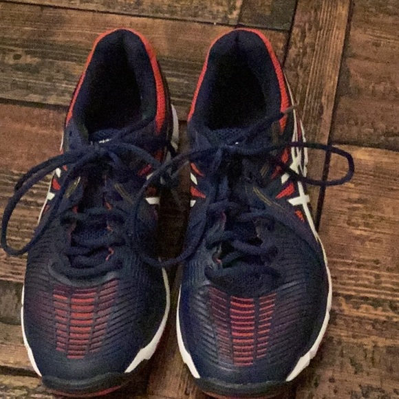 Asics gel netburner volleyball shoes Sz 9 - Picture 5 of 15